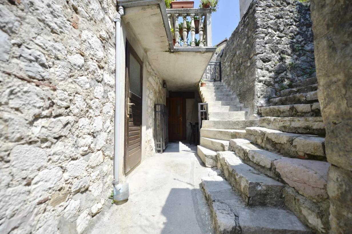 Apartment Amigo Old Town Котор Экстерьер фото